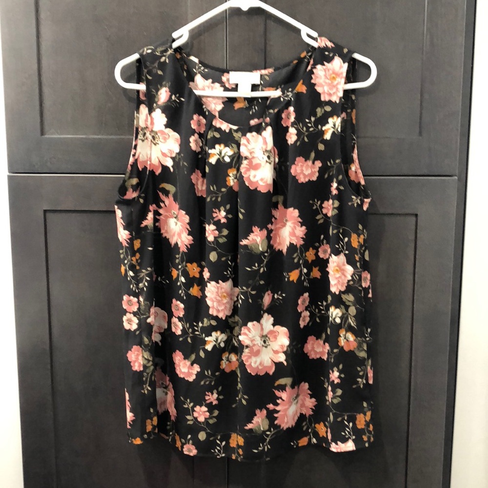 Loft sleeveless blouse
